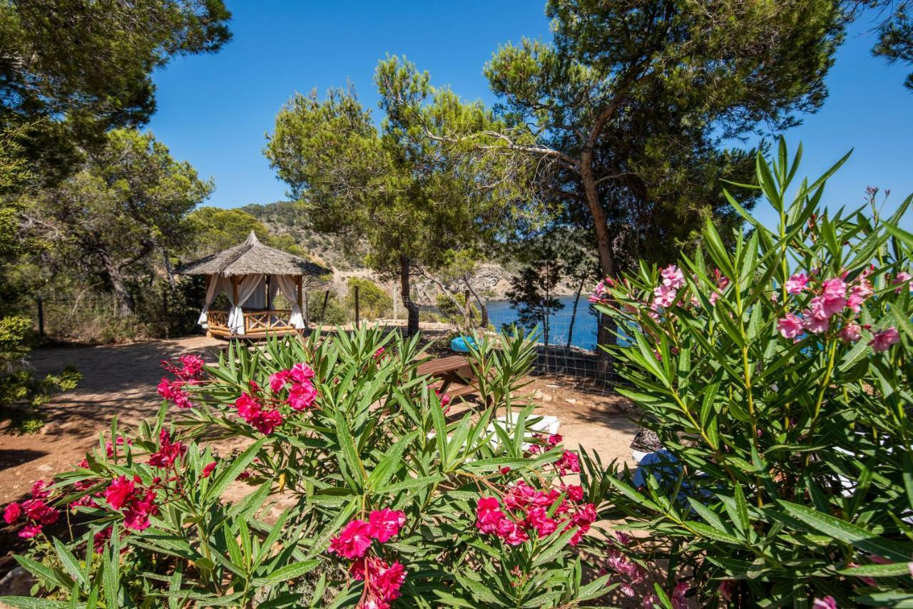 Hostal Cala Boix Es Canar  Exterior photo